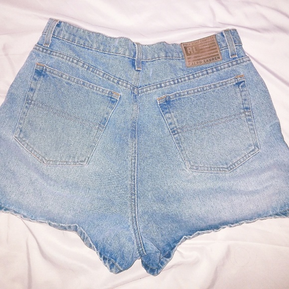 VINTAGE Ralph Lauren Jean Shorts - HiWaist - Picture 5 of 5